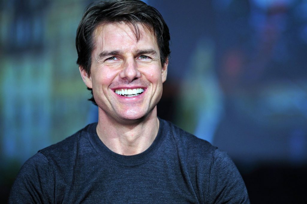 Tom-Cruise-smile.jpg