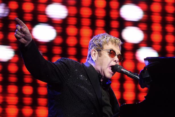 Elton-John-performs-in-Rio-De-Janeiro.jpg