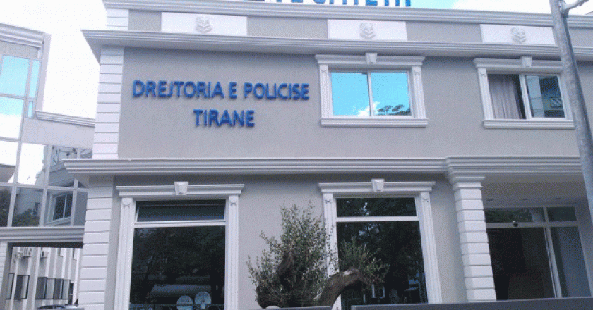 policia-e-tiranes-1-640x480-3.gif