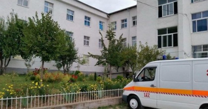 Drejtori i spitalit të Bulqizës: Nuk mund t’i shpëtonim dot trinjakët