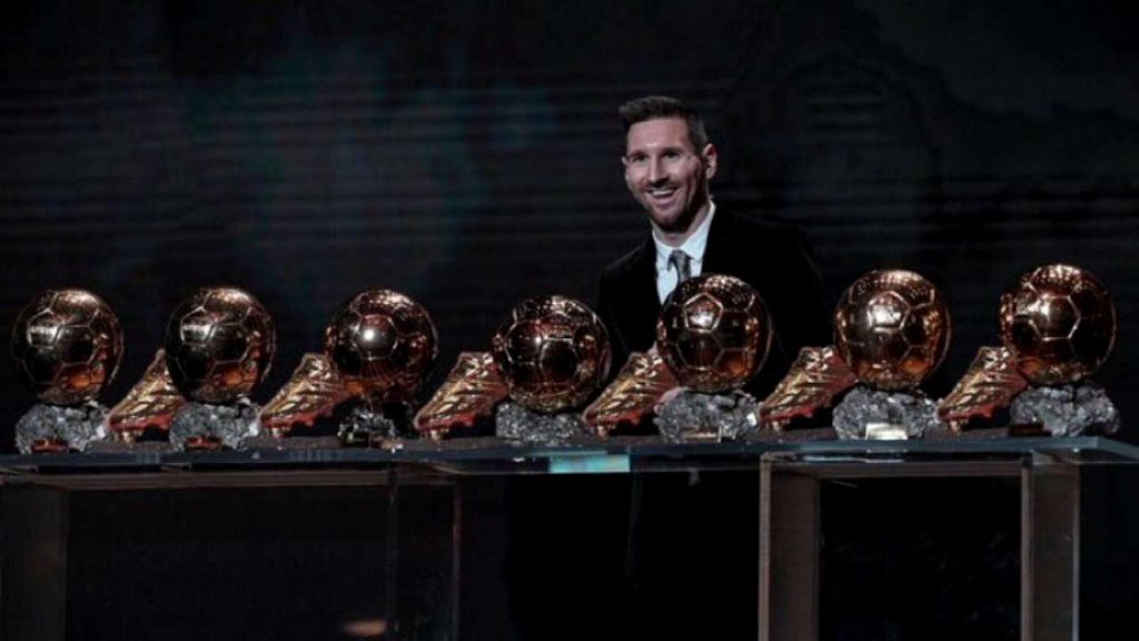 Messi fiton Topin e Artë 2021: trofeu i shtatë në karrierë, por Lewandowski e bën më të kontestuarin - Lapsi.al