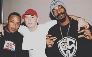 Dr Dre bashke me Snoop Dogg dhe Eminem