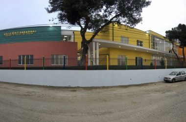 shkolla “Vëllezërit Haradinaj” në Durrës