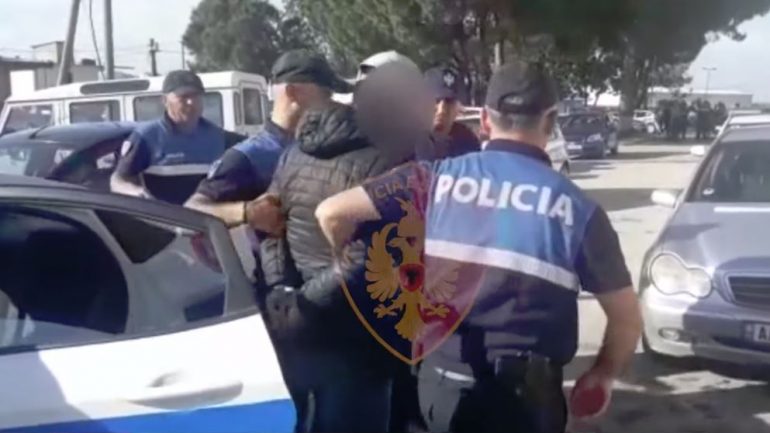 policia, arrest, polici, 2 vëllezër, Tiranë