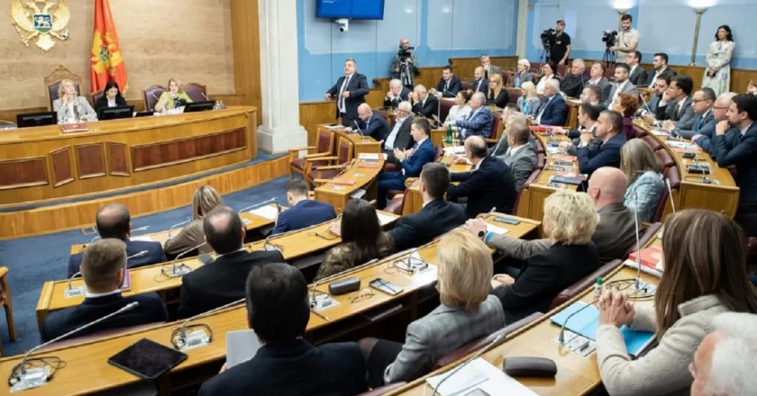 Ministrat e BE-së mblidhen për Malin e Zi, Plotësoni Gjykatën Kushtetuese
