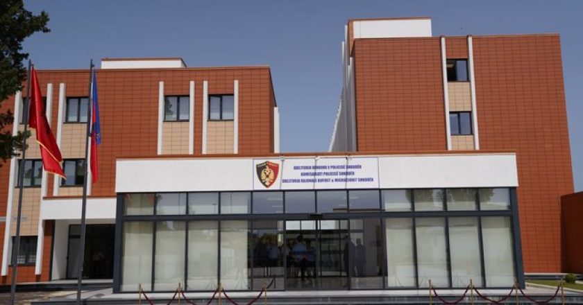 Në kërkim për kultivim kanabisi "familjarisht", arrestohet 62-vjeçari në Shkodër