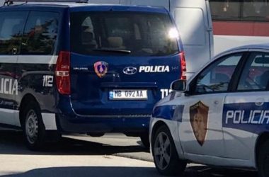 Qarkullonte me armë me vete, arrestohet një person në Durrës (Emri)