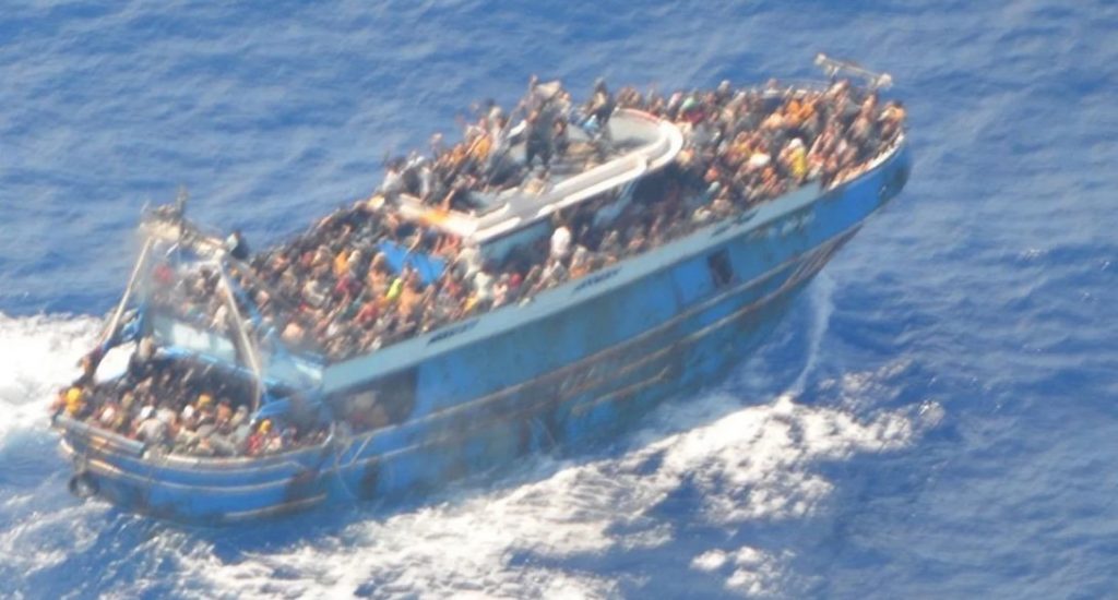 Bilanci tragjik i anijes së mbytur në Greqi, shkon në 78 numri i viktimave
