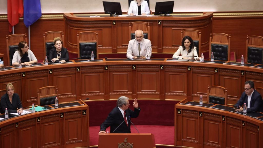 Berisha ne parlament