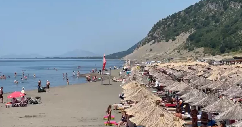 Pushuesi nga Kosova rrezikon të mbytet në plazhin e Shëngjinit