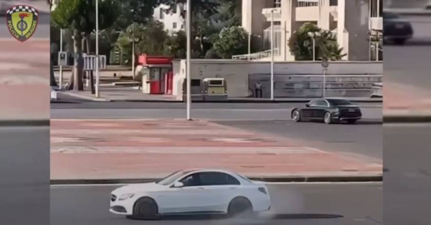 Tiranë, shoferi i 'çmendur' bën drifting te sheshi "Nënë Tereza"