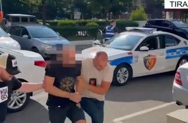 I dënuar për aksidentin me dy viktima, arrestohet i riu në Tiranë