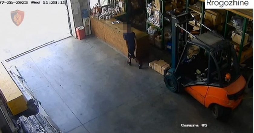 U kap duke vjedhur në një dyqan, në pranga 41-vjeçari nga Rrogozhina