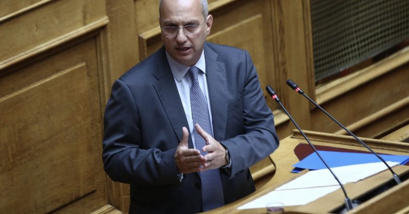 Pas takimit në qeli me Belerin, flet ministri grek: Duhet lejuar betimi i tij!