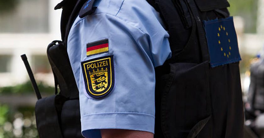 Drogë në bagazhin e makinës, arrestohet i riu shqiptar në Gjermani