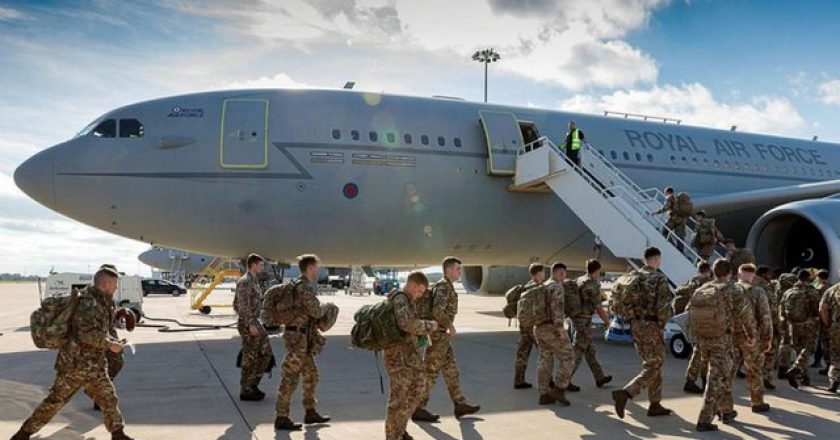 KFOR forcon radhët, mbërrijnë në Kosovë 200 trupa nga Britania