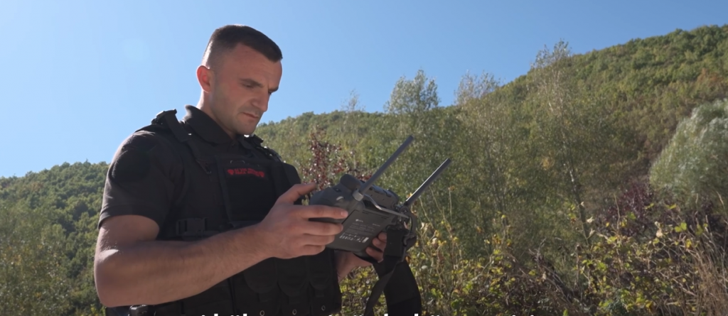 Nga toka dhe ajri, Policia e Kosovës siguron kufirin në veri (VIDEO)