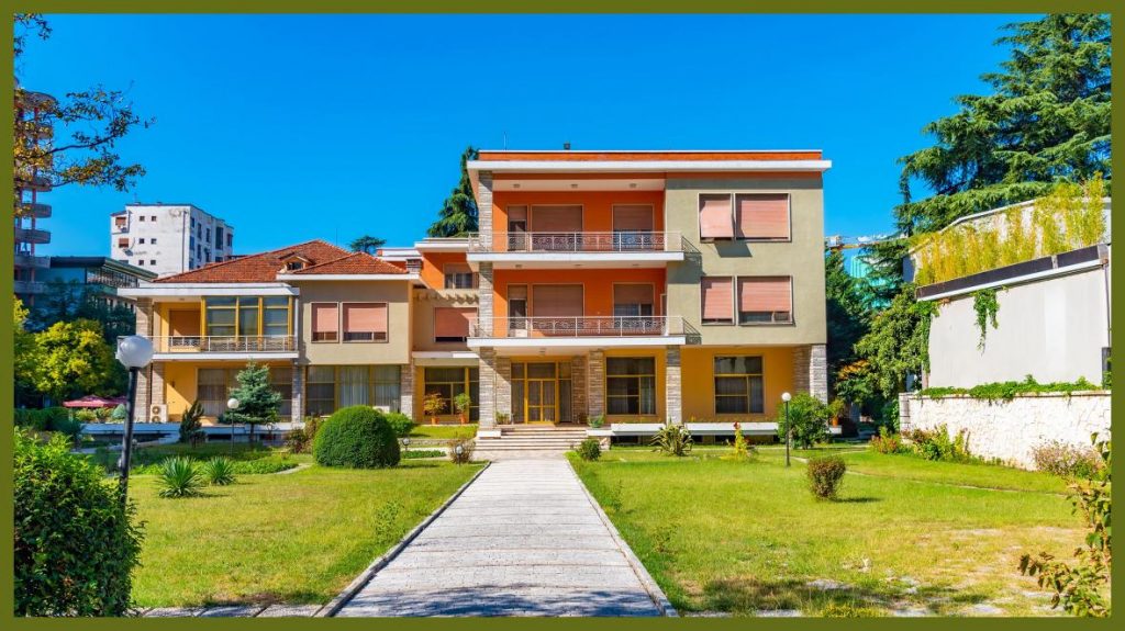 Vendimi/ Qeveria ndryshon destinacionin për vilën e Enverit në Tiranë