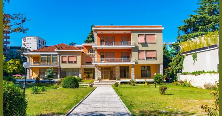 Vendimi/ Qeveria ndryshon destinacionin për vilën e Enverit në Tiranë