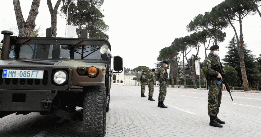Kohë lufte, Shqipëria hap thesin për blerje armatimesh