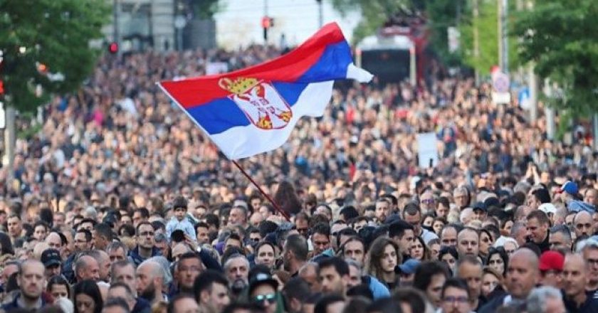 Opozita kërkoi anulimin e zgjedhjeve në Serbi, Komisioni Zgjedhor hedh poshtë kërkesën