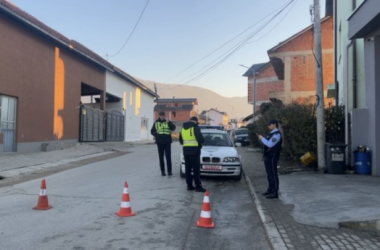 Krimi makabër në Tetovë për një vend parkimi, arrestohet autori, kushëri i viktimave