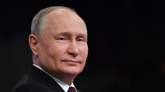 Putinit, Rusi, Putin do të garojë si kandidat i pavarur në zgjedhjet presidenciale