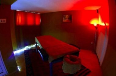 Prostitucion në qendër masazhi, dy të arrestuar në Tiranë