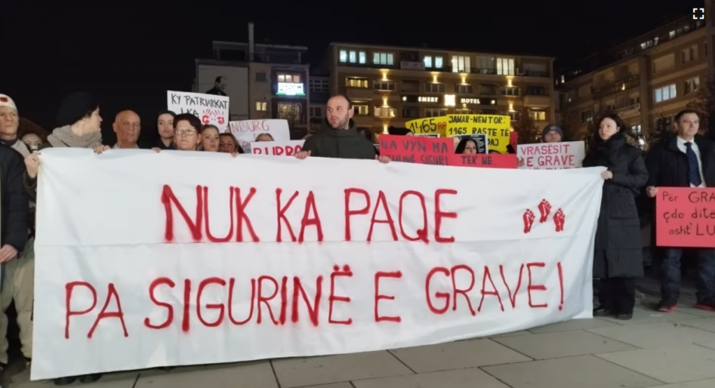 “Drejtësi për gratë e vrara”: Në Prishtinë protestohet pas vrasjes së Liridonës