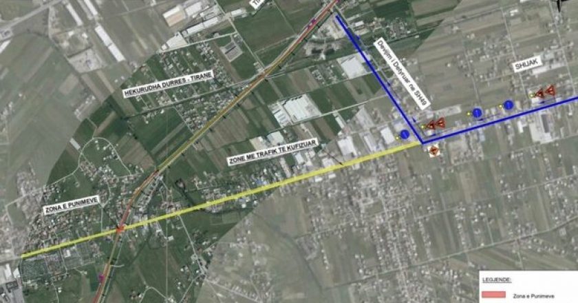 Linja hekurudhore Tiranë-Durrës, njoftohet bllokimi i rrugës