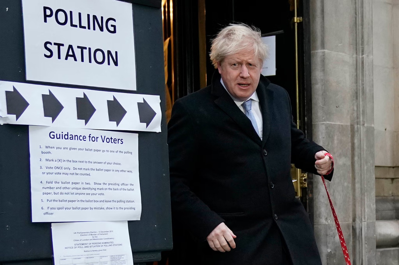 Harroi të merrte kartën e identitetit  Boris Johnson nuk lejohet të votojë