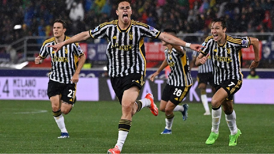 Video  Bologna tmerron Juventus me 3 gola  nisin koret pro Allegri  pastaj bardhezinjtë barazojnë për 8′ në fund