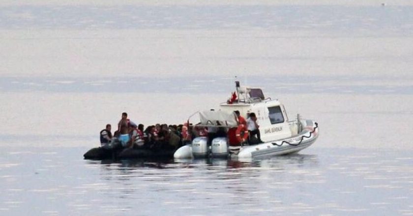 Shmanget tragjedia, shpëtohen rreth 80 emigrantë që po kalonin Kanalin Anglez me gomone
