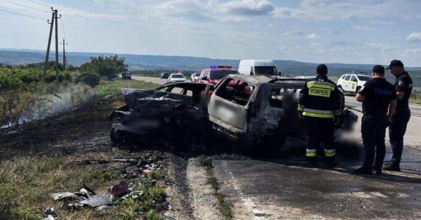 Aksident i rëndë në Moldavi! Digjen brenda makinave të përfshira pesë persona, shtatë të tjerë dërgohen në spital